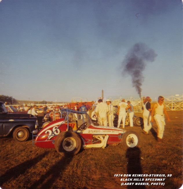 1974 B 26 DON REINERS