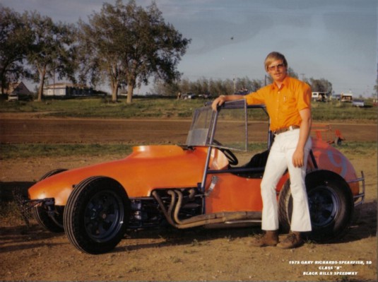 1975 M 9 GARY RICHARDS.jpg