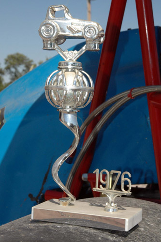 1976 TROPHY 9-2011A